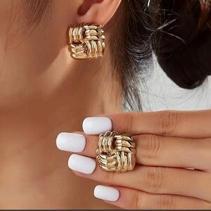 CHIC Twisted Square & Cross Button Stud Earrings